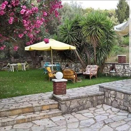Guesthouse Emi Λυγιά Εξωτερικό φωτογραφία